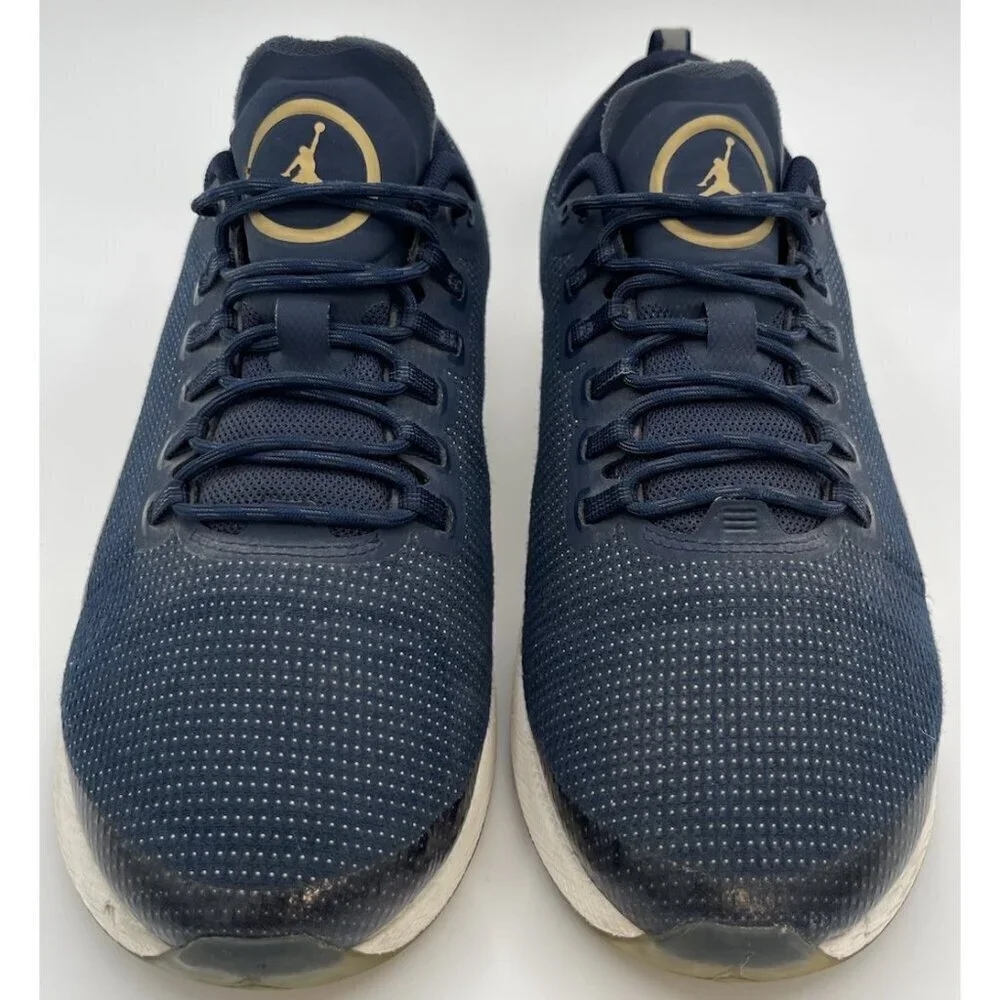 JORDAN ZOOM TENACITY RE2PECT Navy White Men’s Size 9.5 Athletic Shoes A01556-402